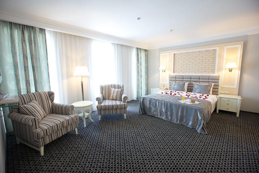 Kazzhol Hotel Astana Eksteriør bilde