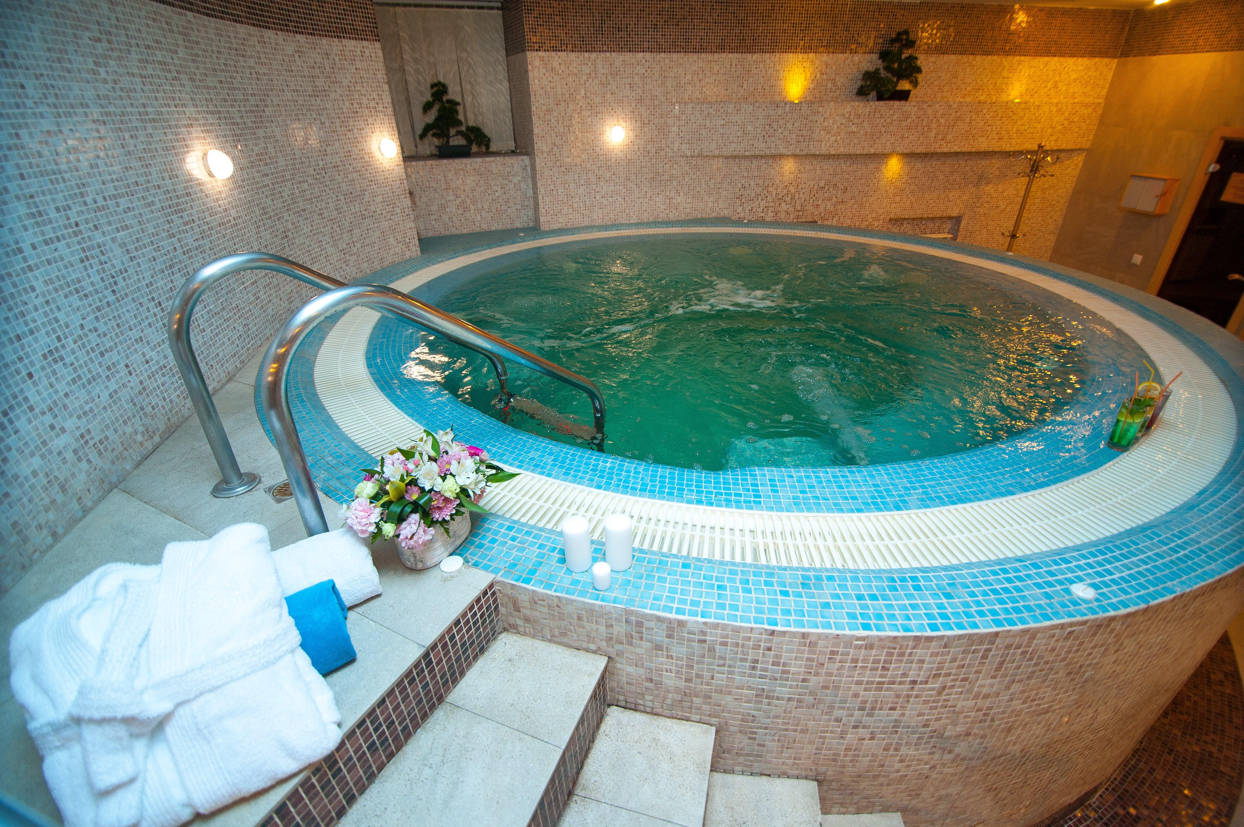 Kazzhol Hotel Astana Eksteriør bilde