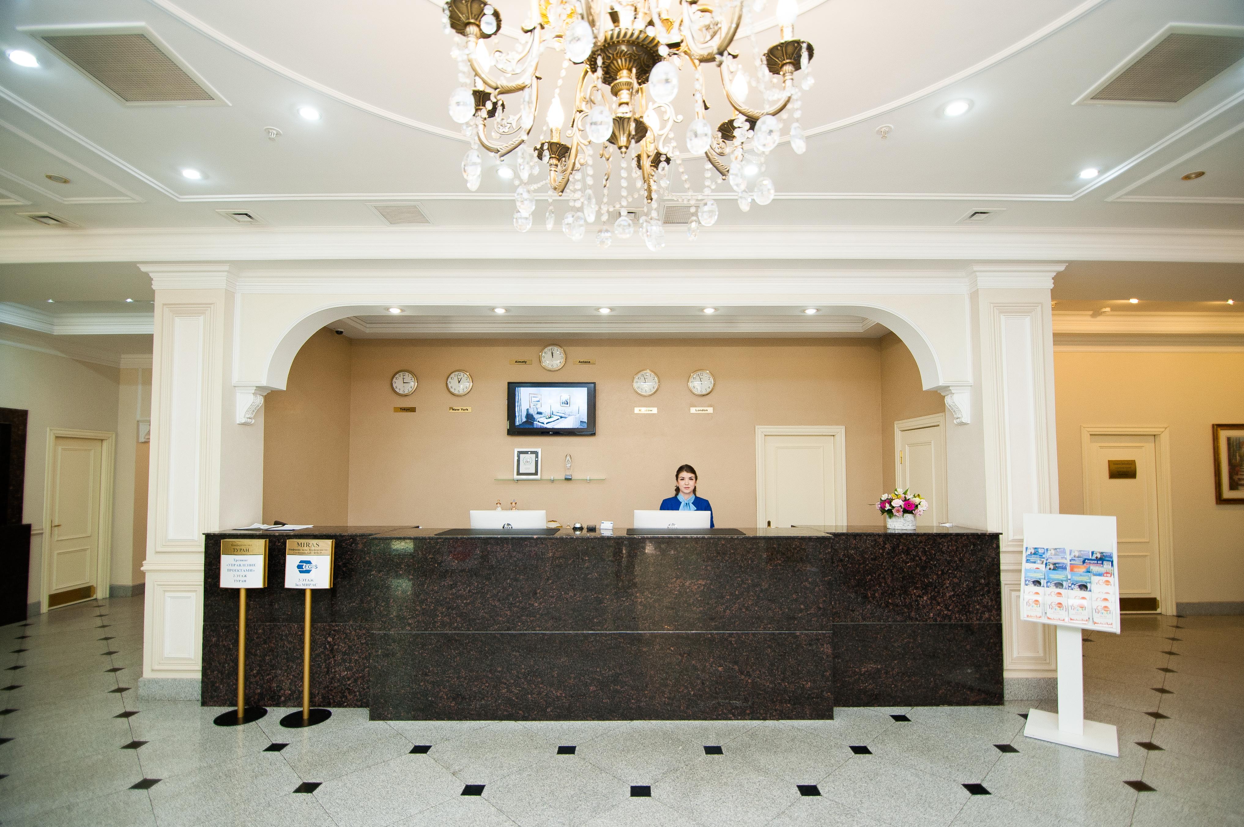 Kazzhol Hotel Astana Eksteriør bilde