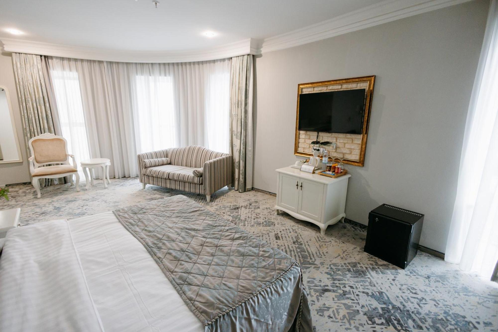 Kazzhol Hotel Astana Eksteriør bilde