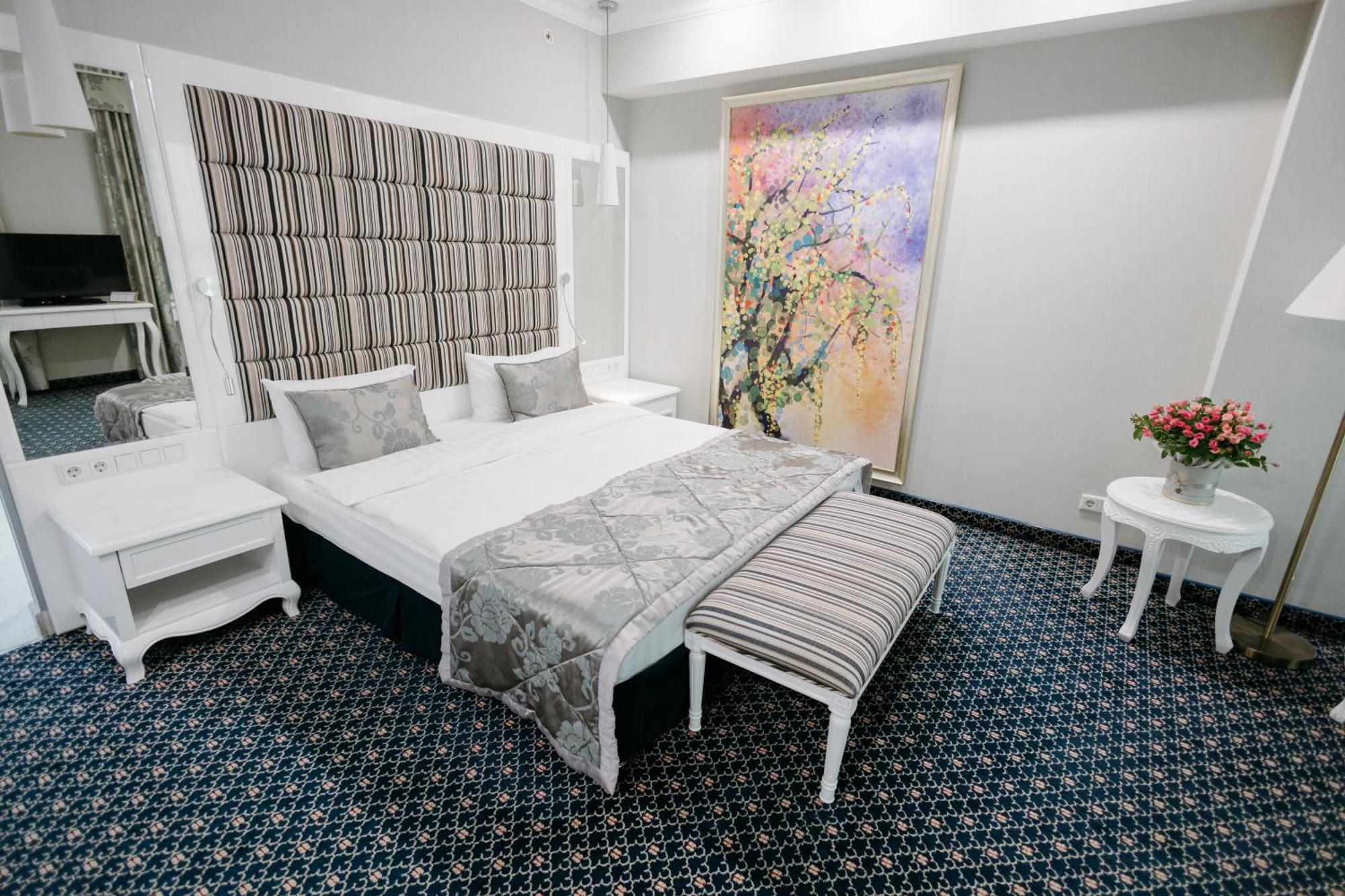 Kazzhol Hotel Astana Eksteriør bilde