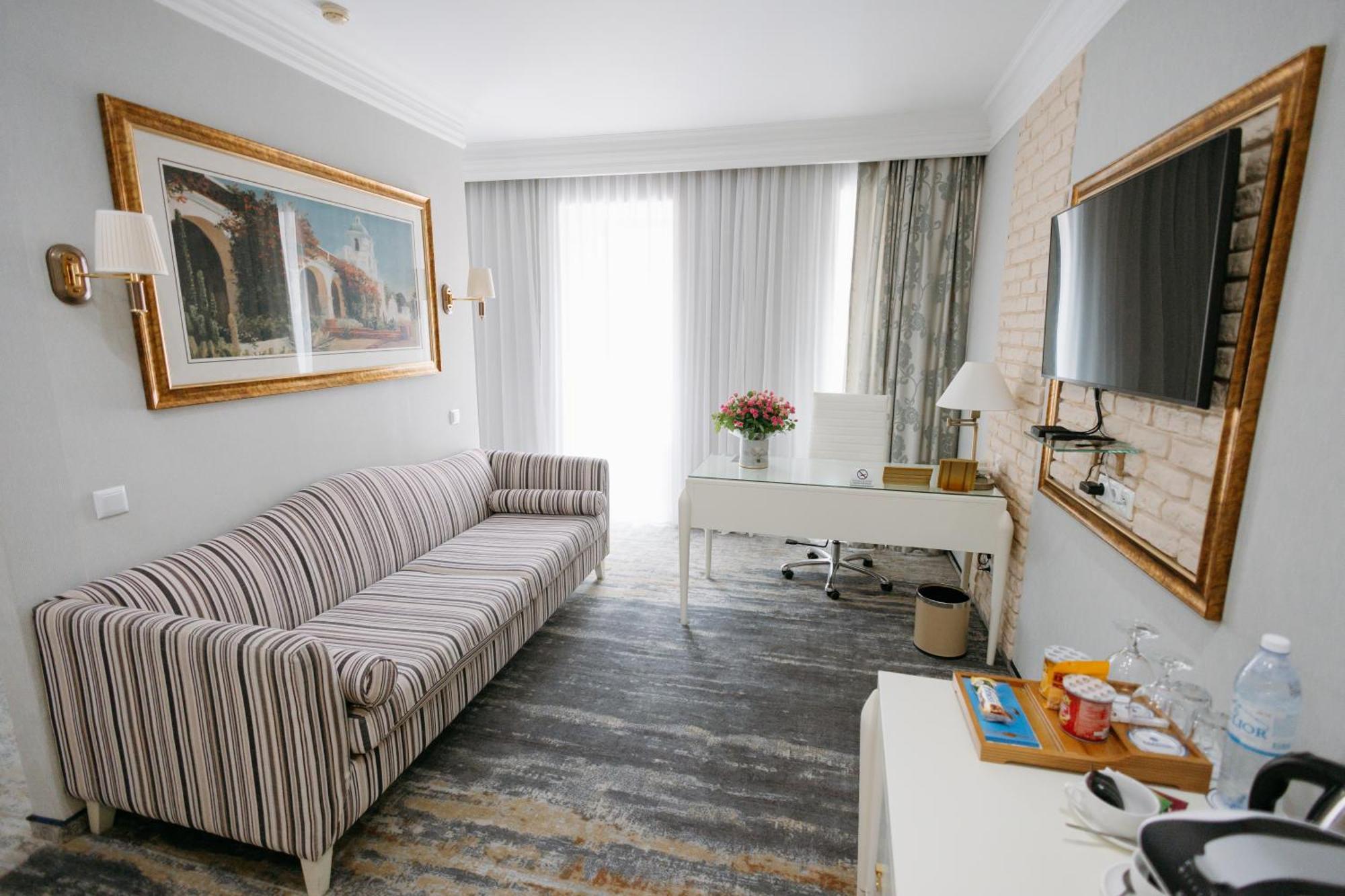Kazzhol Hotel Astana Eksteriør bilde
